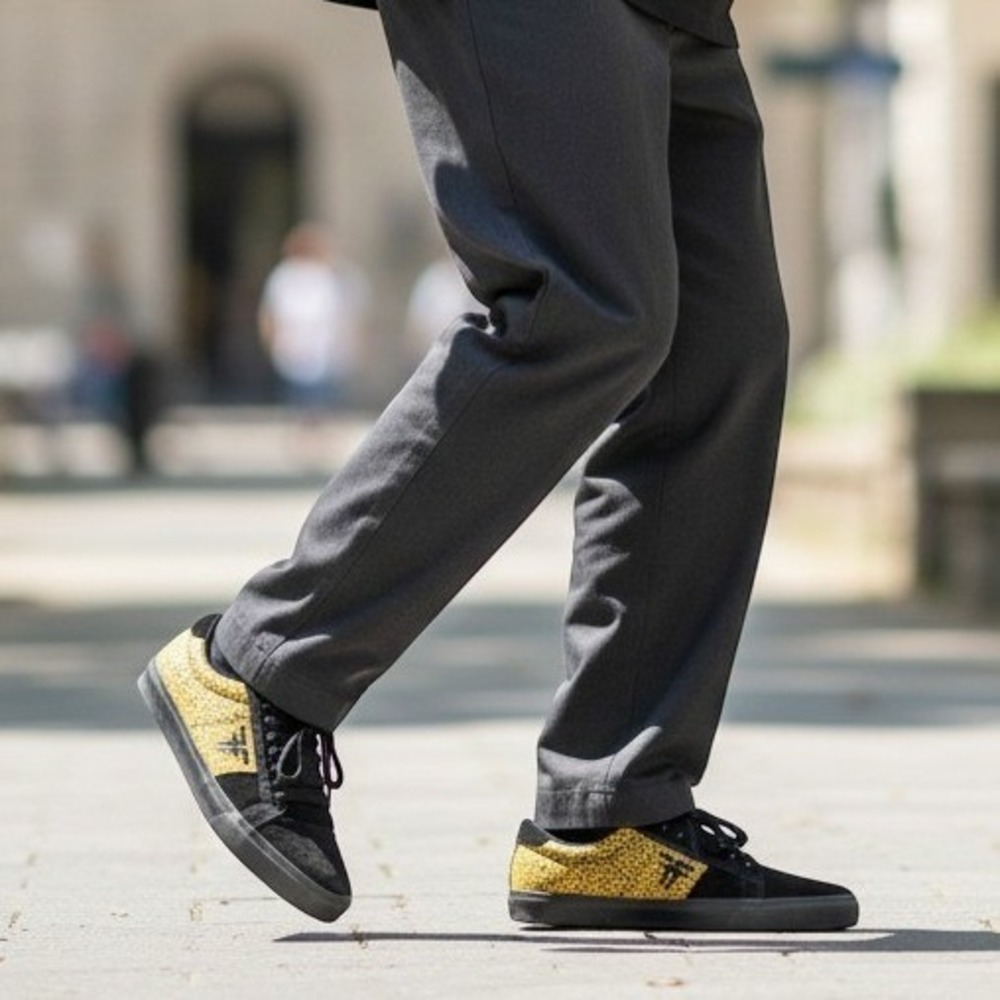 Fallen Bomber Mens Skate Shoes Size 9.5 Skateboarding Black Yellow Leopard Print